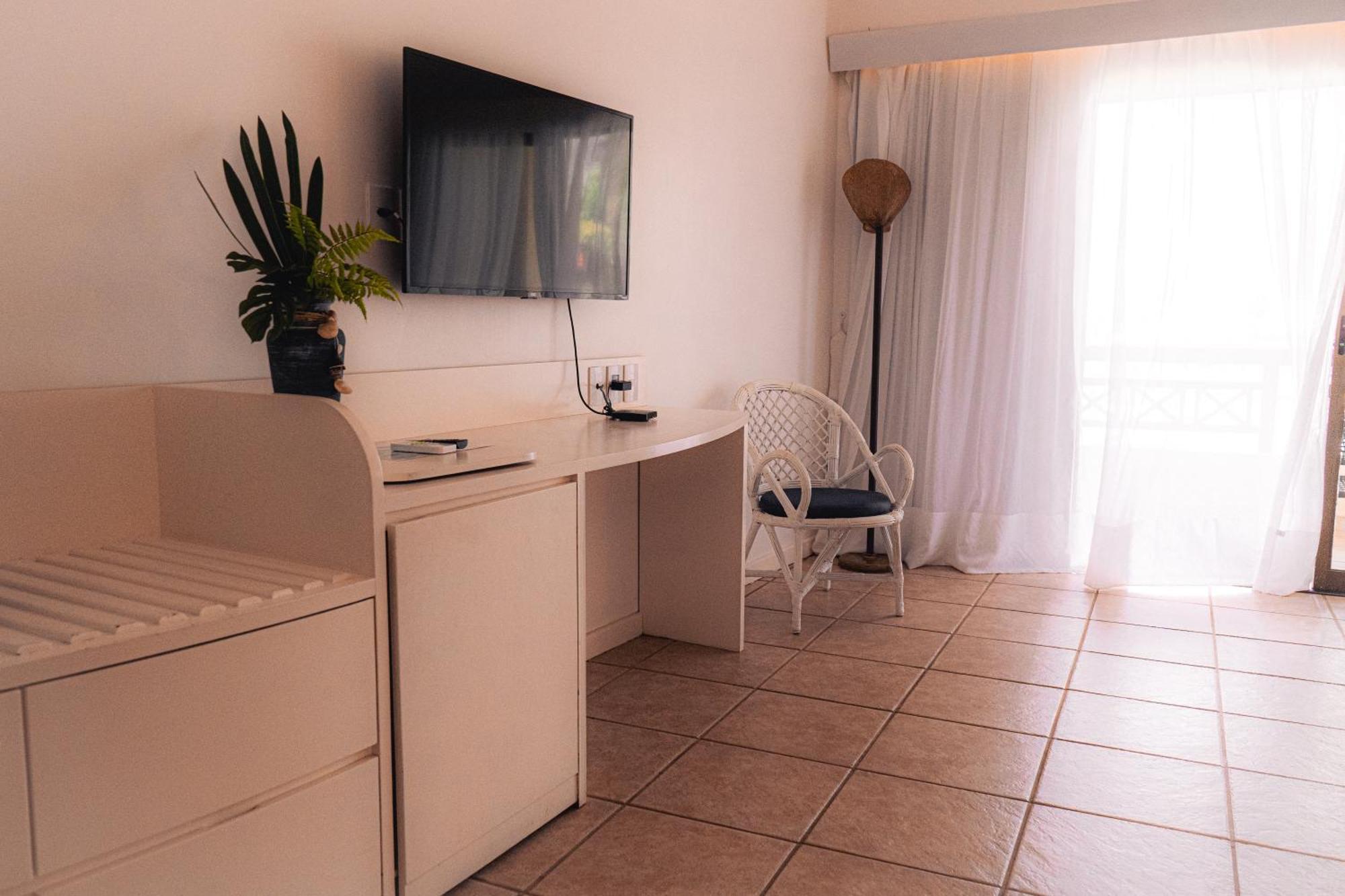 Sun City Rota Das Emocoes Camocim Exterior photo